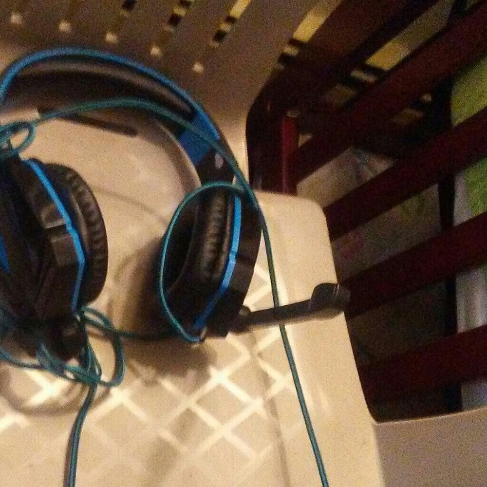 Gaming headset